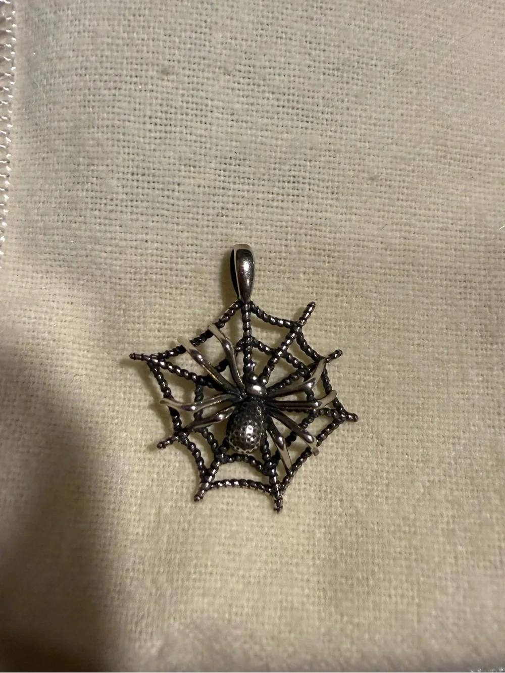 Arrok intricate spider